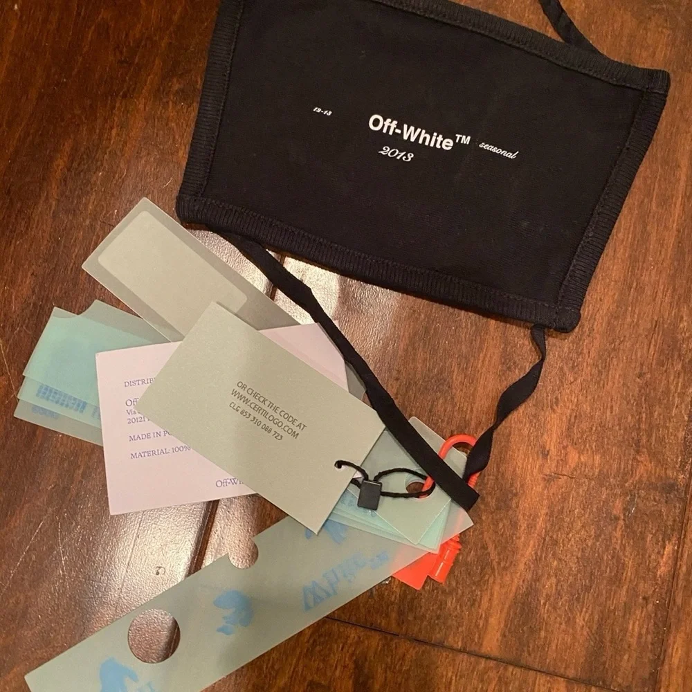 NWT Off-White Black Mask 😷